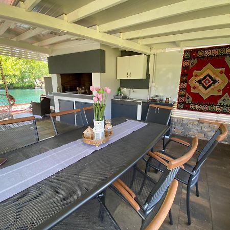 River Luxury House Бихач Экстерьер фото