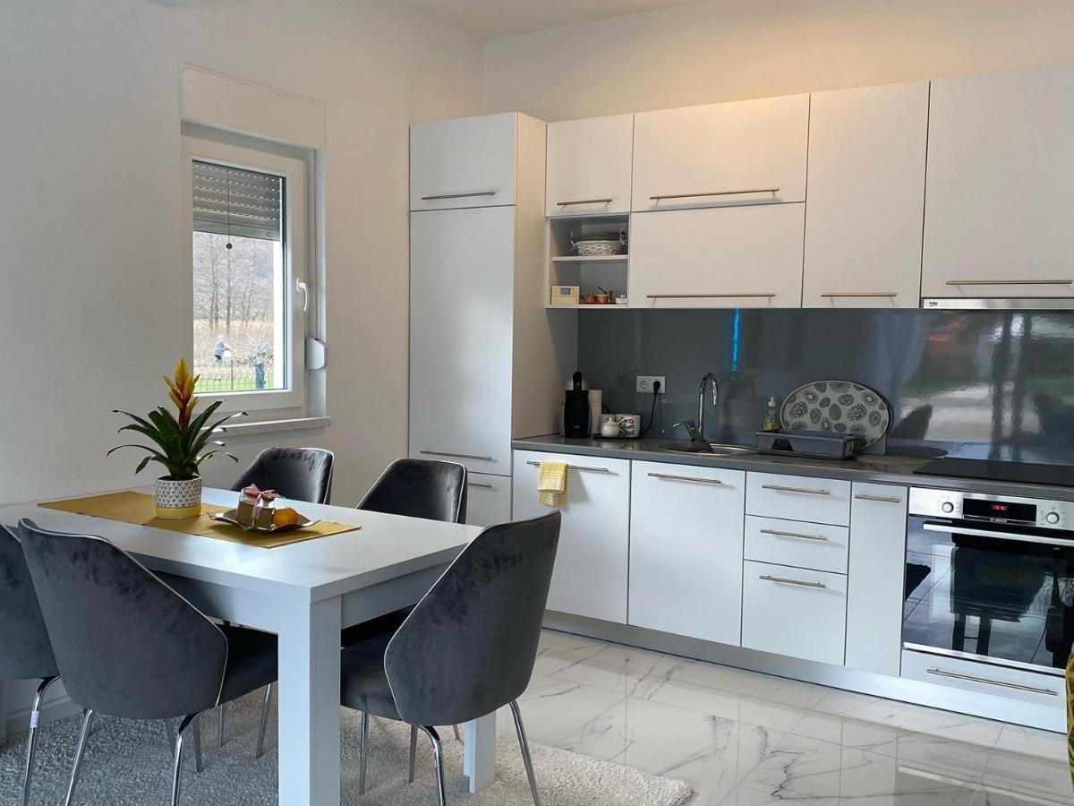 River Luxury House Бихач Экстерьер фото