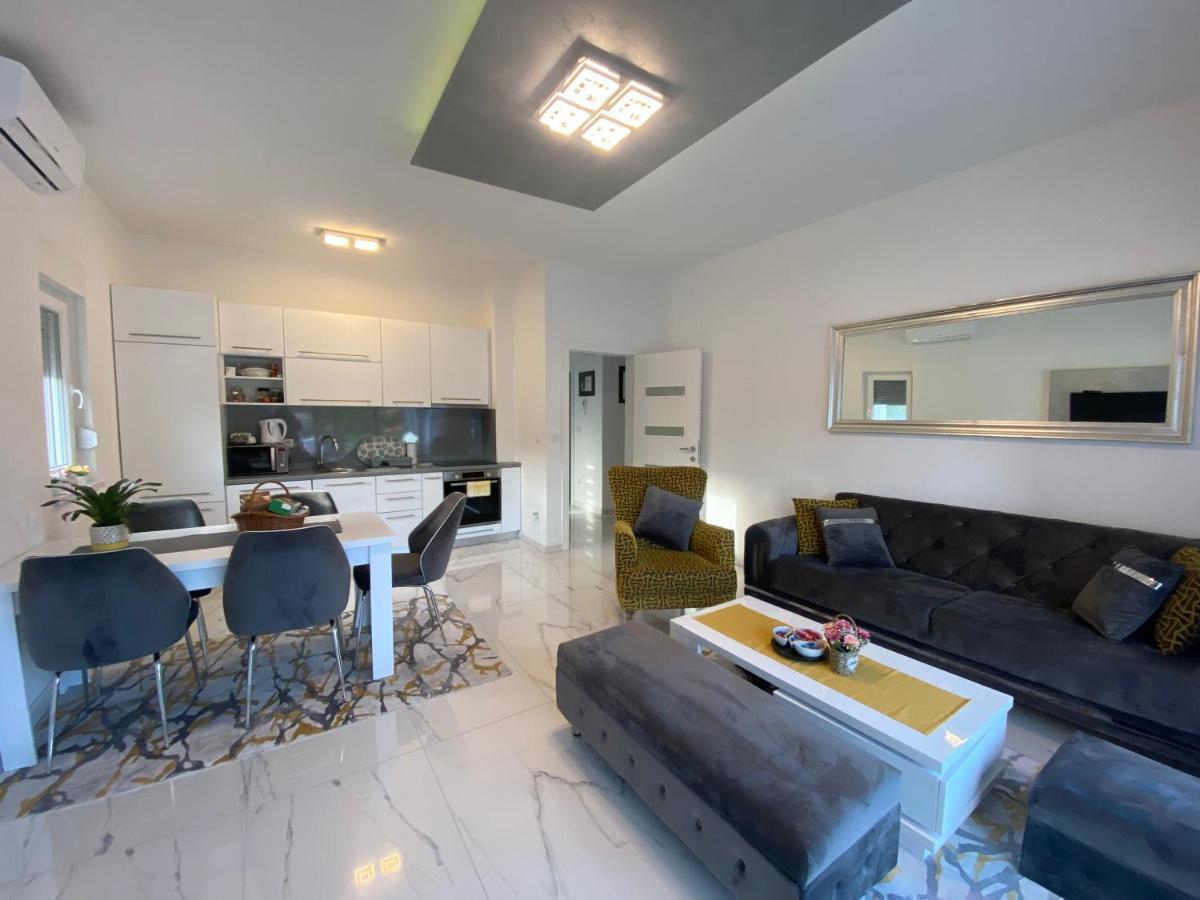River Luxury House Бихач Экстерьер фото