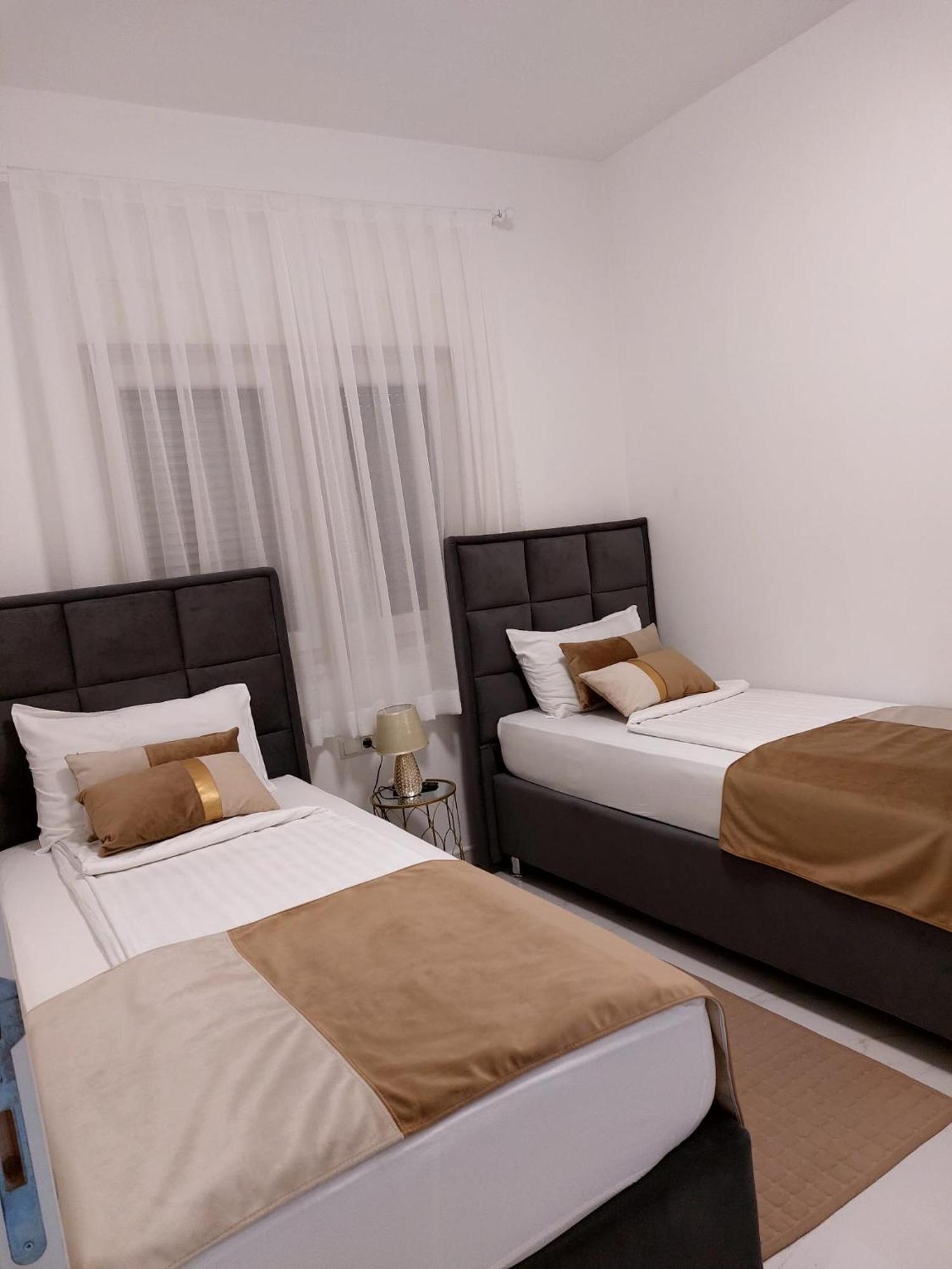 River Luxury House Бихач Экстерьер фото
